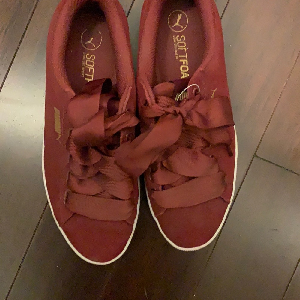 Used Puma Red Tibetan Velvet Shoes size 7.5
